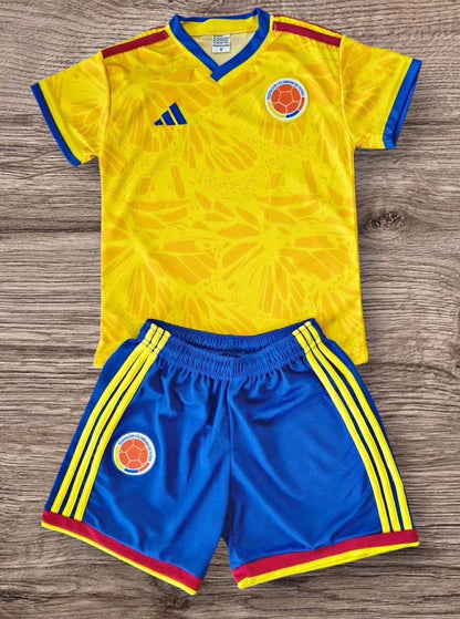 Uniforme Niño Selección Colombia 2026 – Logos Bordados