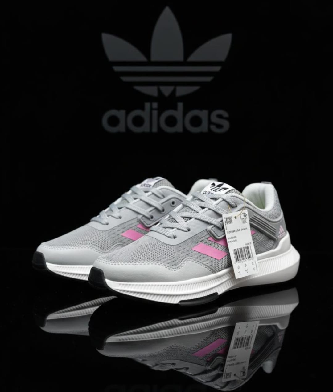 Gray helmet for bikers