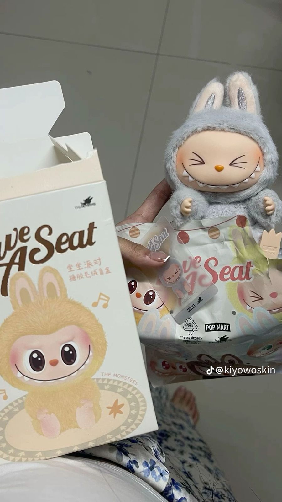 Labubu Muñeco Caja Sorpresa – Llavero Coleccionable